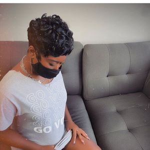 Meet your Posher, Annethessa